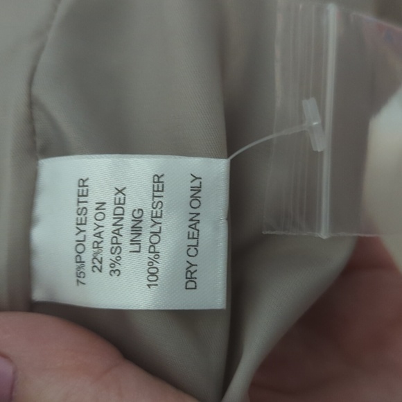 Jacket - Picture 8 of 8